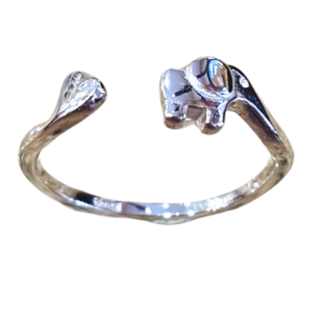 Silver elephant heart ring in Fourways, Johannesburg