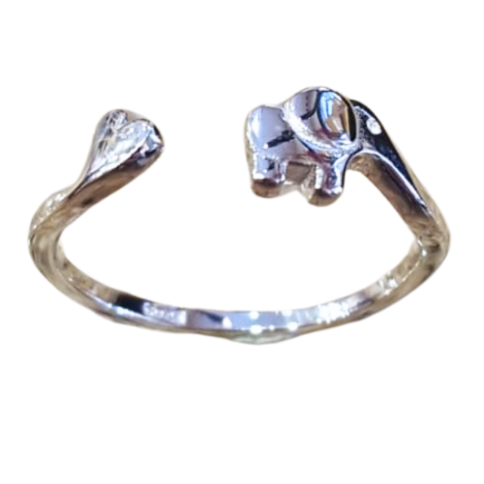 Silver elephant heart ring in Fourways, Johannesburg